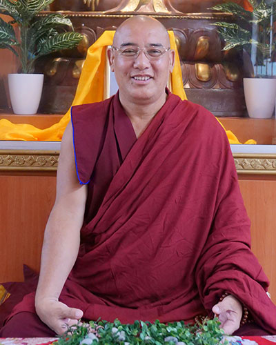  Geshe Lharampa Thupten Samten